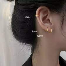 In a pair of round cut diamond studs, each 0.50 carat diamond would measure around 5 mm in diameter. Gifts Silver Women 6mm 8mm 10mm 12mm Huggie Simple Round Earring Hoop Earrings Minimalist Ear Buckle Lazada Ph