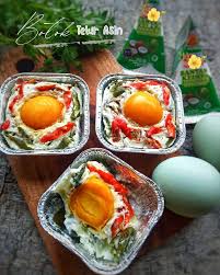 Kukus selama 25 sampai 35 menit hingga botok matang. Resep Botok Telur Asin Santan Tutorial Buat Botok Telur Asin Plus Jamur 5 Langkah Yang Enak Tambahkan 2 Sendok Makan Campuran Santan Taburi Kemangi