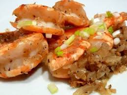 Crevettes Sautees Au Sel Poivre Recette Ptitchef Recette Asiatique Crevettes Sautees Cuisine Asiatique