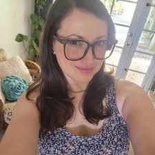 Happy Mother's Day to all the mom's (dog moms too!) Wishing you a peaceful  day. 🥰💝💓