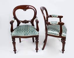Victorian interiors victorian decor victorian homes corner dining table victorian dollhouse dining room design dining rooms vintage room make your dining room fun, different, and beautiful by ordering this set of six eclectic victorian dining chairs. Antique Victorian Oval Dining Table And Eight Chairs Circa 1860 At 1stdibs