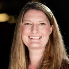 Looking for a great Senior Data Engineer to join our team!