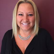 Manuela Davis (@waylla68)