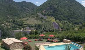 Location De Vacances Les Demeures D Azelie Chaudebonne Les Demeures D Azelie Locations Vacances Vacances Gites De Charme