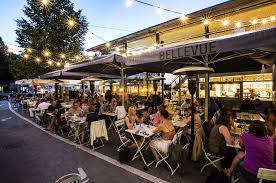 Tolles Design Und Schoner Aussenbereich Im Cafe Bellevue In Munchen Schabing Cafe Restaurant Aussenbereich Cafe