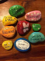 Painted Rock Ideas Do You Need Rock Painting Ideas For Spreading Rocks Around Your Neighborhood Or The Ki Rock Crafts Painted Rocks Diy Rock Painting Designs