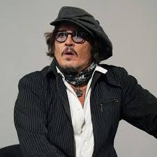 Jun 17, 2020 · johnny depp is an actor known for his portrayal of eccentric characters in films like 'sleepy hollow,' 'charlie and the chocolate factory' and the 'pirates of the caribbean' franchise. 6avlr4wuwrrlbm