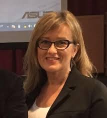 Laura Mosca's Instagram, Twitter & Facebook