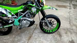 Contoh klx 150 modifikasi paling keren 2018 dapur otomotif via. Klx 150 G Modif Supermoto Part1 Youtube