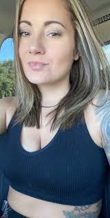 Katelyn Simms's Instagram, Twitter & Facebook