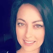 Danielle Gravley's Instagram, Twitter & Facebook