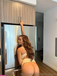 Victoria Nguyen OnlyFans Photos 12 - Ibradome