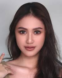 muse: @liz.sdrdjt mua : @yoanochotanacademy #model #modelmakeupmanado  #modelmakeup #modelshoot #muse #musemakeup #manado #modelsulawesiutara