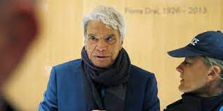 From wikipedia, the free encyclopedia. Ex Adidas Besitzer Bernard Tapie Von Einbrechern Gefesselt