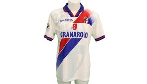 Maybe you would like to learn more about one of these? Baggio S Bologna Match Worn And Signed Shirt 1997 98 Charitystars