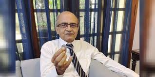 Sc gives time to 'reconsider statement'. Supreme Court Fines Prashant Bhushan Re 1 In Contempt Of Court Case