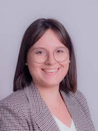 Lisa Polster's Instagram, Twitter & Facebook