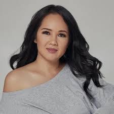 Annie Lam's Instagram, Twitter & Facebook