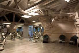 Le salon lafayette, l'appart lafayette, le nextmoov et le loft du faubourg (33) fonctionnement normal. Coiffeur A Paris Les Plus Belles Adresses Cosmopolitan Fr
