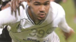 Sinnette goes after Latin belt