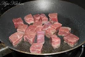 Want an easy slow cooker recipe? My Best Beef Stew In Slow Cooker Azie Kitchen