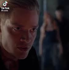 Any Shadowhunters fans around :) <3 here is a panel with Jace aka Dominic  Sherwood