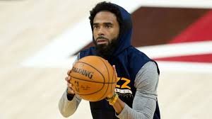 The utah jazz, led by guard donovan mitchell, face the los angeles clippers, led by forward kawhi leonard, in game 3 of their nba playoffs western conference second round series on saturday, june 12, 2021 (6/12/21) at staples center in los angeles, california. Xtmrleirjlea3m