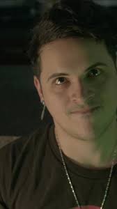 Adrian Valle (@adrianvallet)