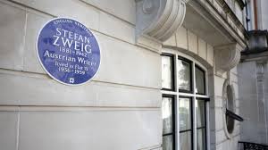 Autor de culto y perseguido por los nazis: Stefan Zweig es reconocido en el edificio de Londres donde vivió