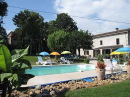 Ferme Renovee Sur Terrain Arbore Et Piscine Entre Albi Et Castres Location Vacances A Venes Clevacances