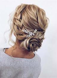 Wedding Hairstyles For Medium Hair 2018 2019 Latest Fashion Trends Hottest Hairstyles Ideas Inspiration Unique Wedding Hairstyles Pinup Hair Short Short Hair Updo