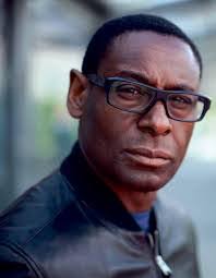 Glynis Kelly's Instagram, Twitter & Facebook