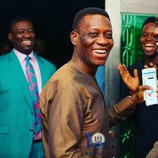 Tng reported that dare who pastors one of the abuja branches of the church officiated on sunday. 2hpcuon4pem2mm