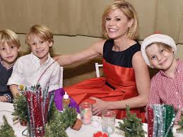 Abra collabra opens new office in oceanside. Modern Family Star Julie Bowen On Being Mum To Three Boys In Real Life I Have Three Jackasses For Children 9celebrity