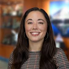 The hard thing doesn't get easier. You just get more comfortable with  discomfort. Last Sunday, I ran the Honolulu Marathon—my 8th marathon (and  third this fall). Someone asked how it went and