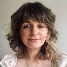 Wendy Poff's Instagram, Twitter & Facebook