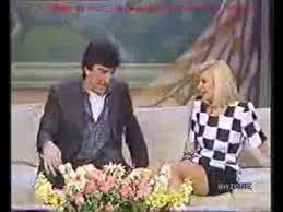 Gigi Proietti Il Cavaliere Bianco E Il Cavaliere Nero Youtube Youtube Comico Vignette