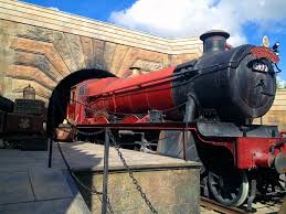 Hogwarts Express Gwr 5900 4 6 0 Hall Class Train Maybe A Marklin Lms Equivalent Hogwarts Express Train Hogwarts