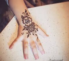 20 Easy Simple Mehndi Designs For Kids Step By Step Luk Stunning In 2020 Mehndi Designs For Kids Mehndi Designs For Hands Mehndi Designs For Girls