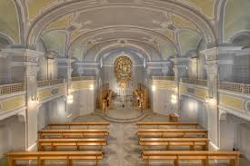 In den obergeschossen (aufzug) finden sich gästezimmer und seminarräume. Cistercienserinnen Abtei Waldsassen Klosterportal