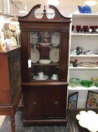Corner drawers combined with a lazy susan make the most of a corner. Just Added A New Piece A Duncan Phyfe 1940s Corner Cabinet Very Nice Treasures On The Corner At Eastbrook Fleamarket Antique Mall Facebook