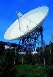 Die eifel beheimatet zwischen bad münstereifel und altenahr eine ganz besondere technische sehenswürdigkeit. Radioteleskop Effelsberg