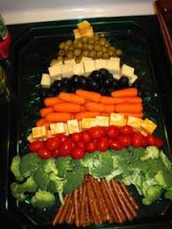 The feast of seven fishes is a custom native to italy, and it is gaining popularity in the u.s. Healthy Christmas Tree Www Finditforweddings Com Christmas Veggie Tray Christmas Tree Veggie Tray Christmas Food