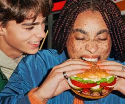 Burmistrz Miasta Gorlice Rafał Kukla w odniesieniu do raportu kondycji  psychicznej Gorlickiej młodzieży