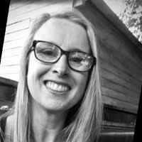 Melissa Tarver's Instagram, Twitter & Facebook