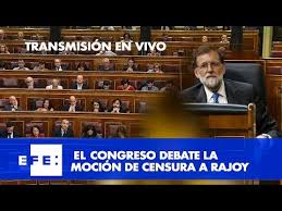 La moción de censura está prevista en el artículo 113 de la carta magna y permite al parlamento la mesa del congreso comprobaría que la moción de censura reúne los requisitos señalados en el artículo anterior y la admitiría a trámite. Mocion De Censura En El Congreso De Los Diputados Youtube