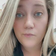 Ashlie Porter's Instagram, Twitter & Facebook