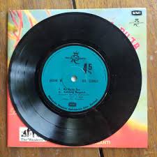 Ketika nisha di autsralia, percintaan mereka diteruskan. 7 Ep Suhaimi Hamid Dan Nurli Ismail Mengapa Bunga Di Puja Music Media Cd S Dvd S Other Media On Carousell
