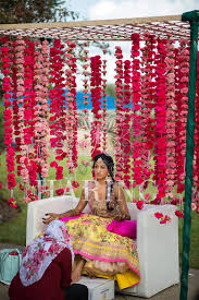 Simple Mehndi Wedding Decoration Neha Haring Photography Florida Indian Wedding Phot Indian Wedding Photography Indian Wedding Mehndi Indian Fusion Wedding