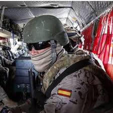 El mando supremo corresponde al rey de españa. Ejercito Espanol Home Facebook
